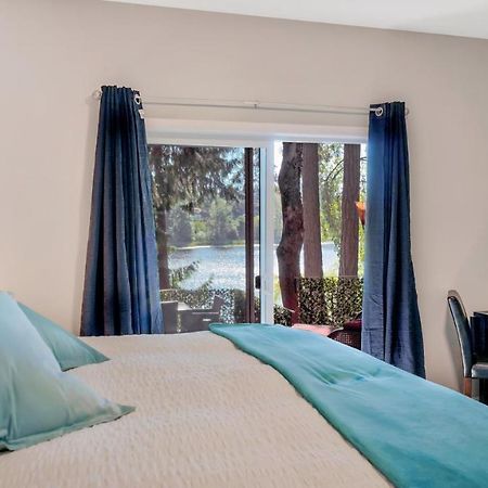 Willow Suite - Lakeside Retreat Victoria Exterior photo