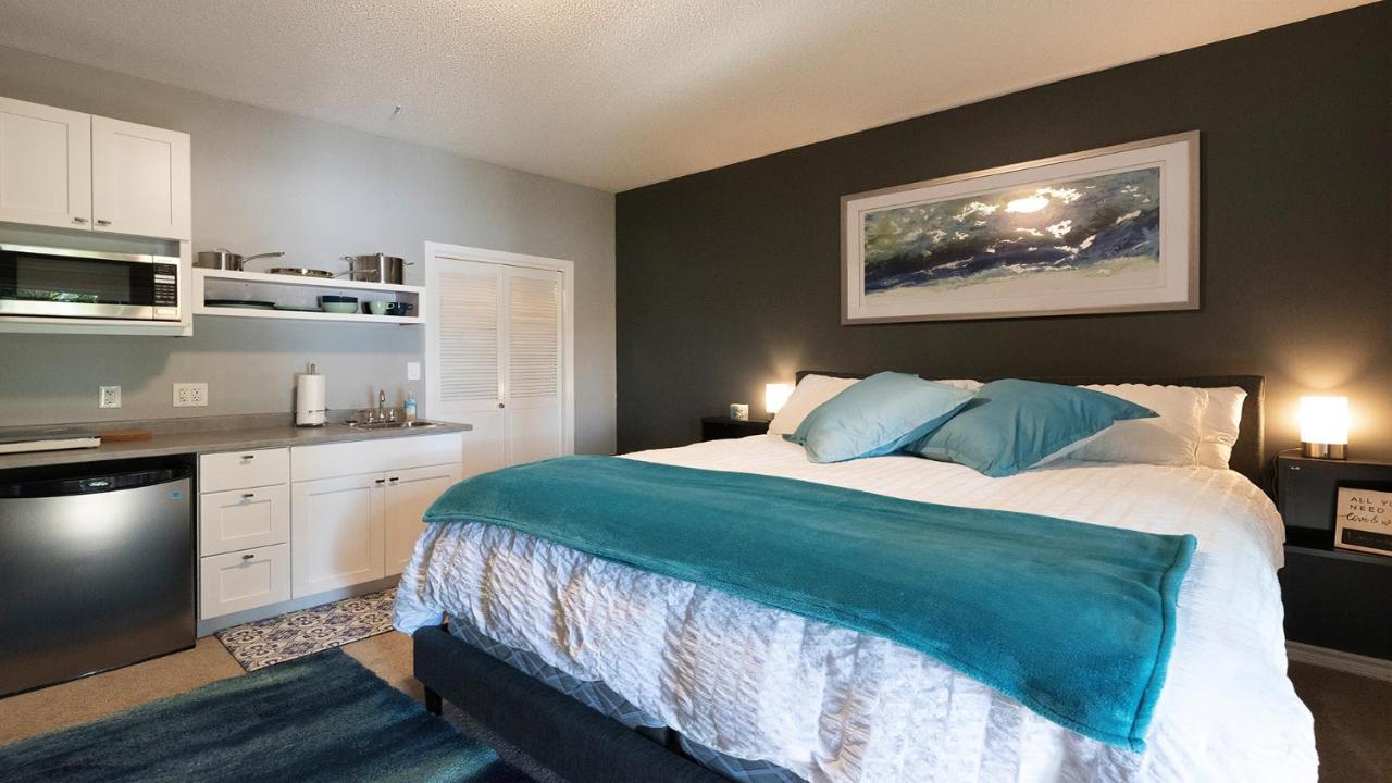 Willow Suite - Lakeside Retreat Victoria Exterior photo